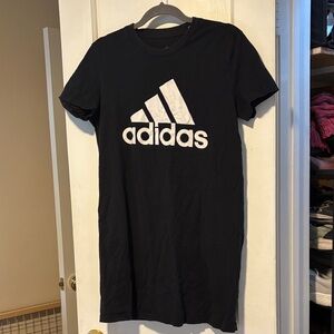 Adidas Tee in Black with White logo size M